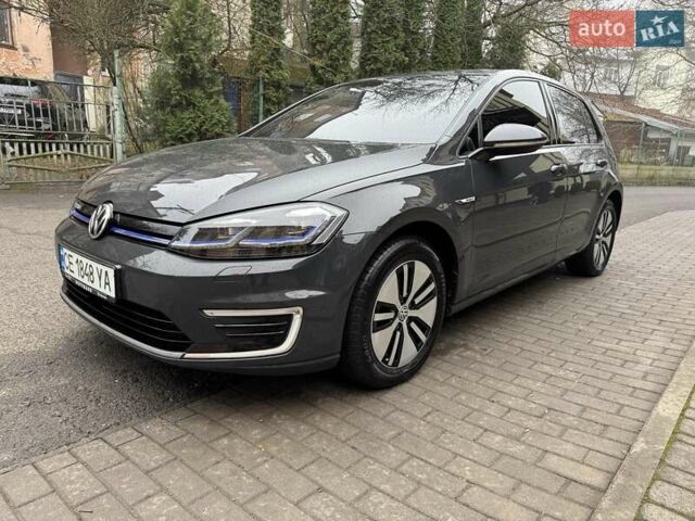 Серый Фольксваген e-Golf, объемом двигателя 0 л и пробегом 40 тыс. км за 15300 $, фото 13 на Automoto.ua