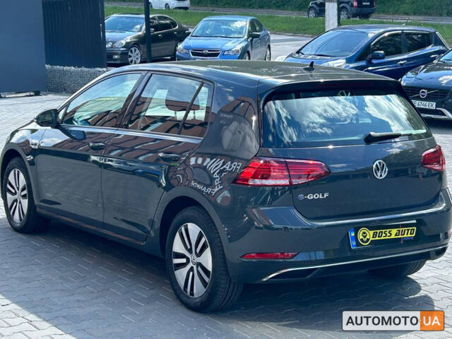 Серый Фольксваген e-Golf, объемом двигателя 36 л и пробегом 80 тыс. км за 15600 $, фото 3 на Automoto.ua