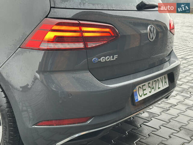 Серый Фольксваген e-Golf, объемом двигателя 0 л и пробегом 115 тыс. км за 14200 $, фото 6 на Automoto.ua