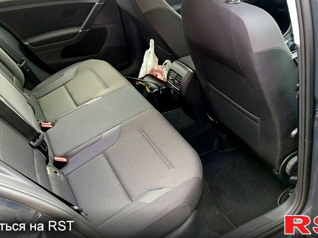 Серый Фольксваген e-Golf, объемом двигателя 0 л и пробегом 29 тыс. км за 16300 $, фото 10 на Automoto.ua