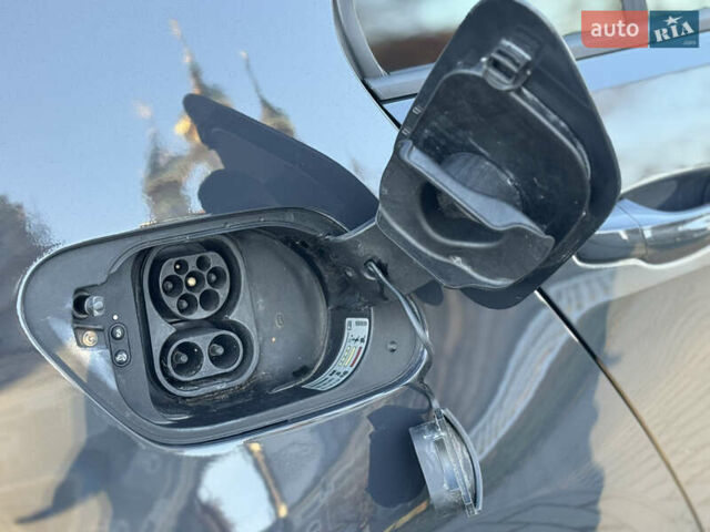 Сірий Фольксваген e-Golf, об'ємом двигуна 0 л та пробігом 51 тис. км за 13499 $, фото 27 на Automoto.ua