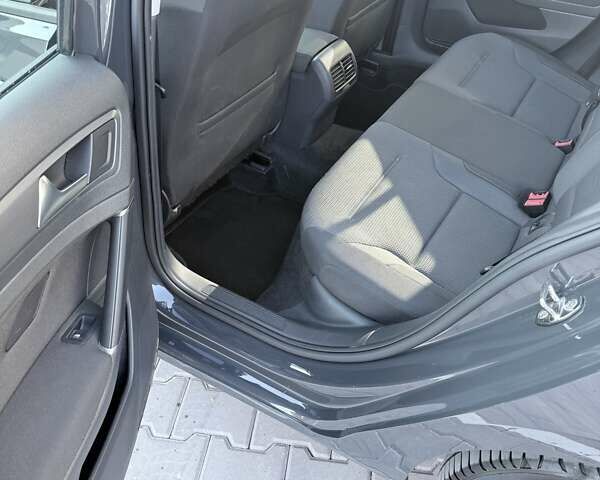 Сірий Фольксваген e-Golf, об'ємом двигуна 0 л та пробігом 124 тис. км за 12900 $, фото 9 на Automoto.ua