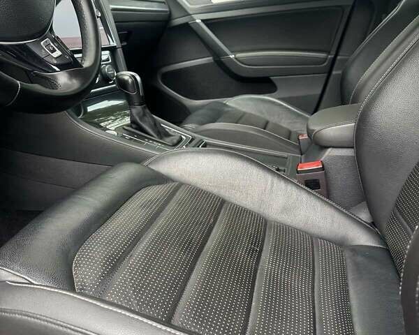 Сірий Фольксваген e-Golf, об'ємом двигуна 0 л та пробігом 81 тис. км за 15600 $, фото 20 на Automoto.ua