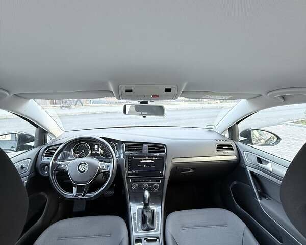 Сірий Фольксваген e-Golf, об'ємом двигуна 0 л та пробігом 124 тис. км за 12900 $, фото 10 на Automoto.ua