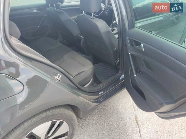Сірий Фольксваген e-Golf, об'ємом двигуна 0 л та пробігом 110 тис. км за 14200 $, фото 29 на Automoto.ua