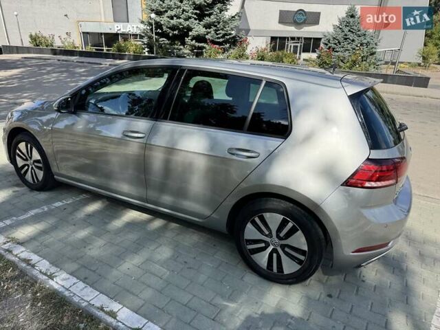 Сірий Фольксваген e-Golf, об'ємом двигуна 0 л та пробігом 50 тис. км за 15000 $, фото 4 на Automoto.ua