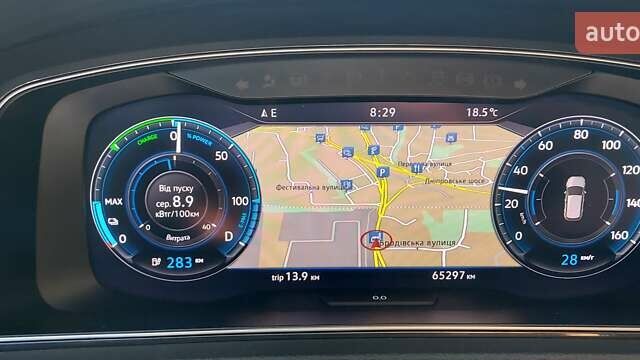 Серый Фольксваген e-Golf, объемом двигателя 0 л и пробегом 95 тыс. км за 14500 $, фото 14 на Automoto.ua