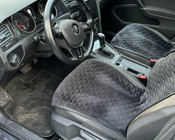 Сірий Фольксваген e-Golf, об'ємом двигуна 0 л та пробігом 58 тис. км за 14200 $, фото 5 на Automoto.ua