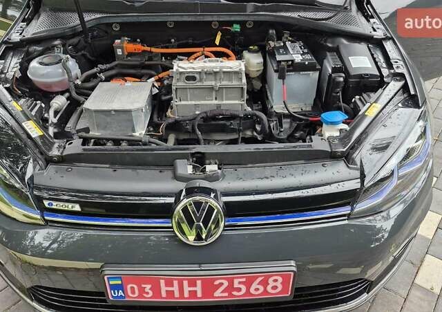 Сірий Фольксваген e-Golf, об'ємом двигуна 0 л та пробігом 67 тис. км за 15400 $, фото 3 на Automoto.ua