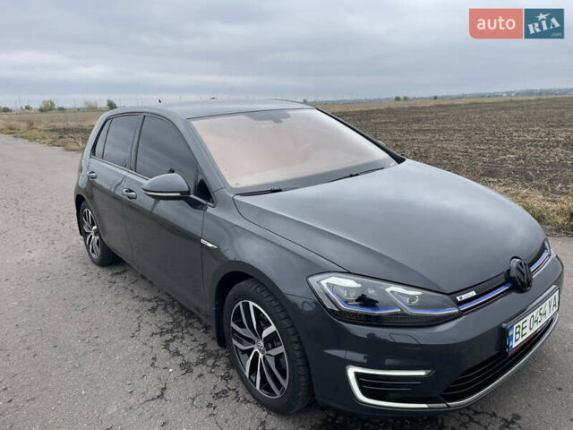 Сірий Фольксваген e-Golf, об'ємом двигуна 0 л та пробігом 40 тис. км за 16500 $, фото 3 на Automoto.ua