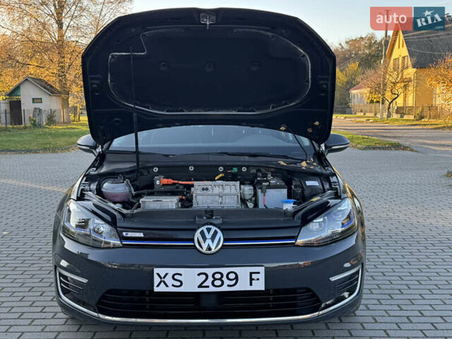Сірий Фольксваген e-Golf, об'ємом двигуна 0 л та пробігом 51 тис. км за 13499 $, фото 44 на Automoto.ua