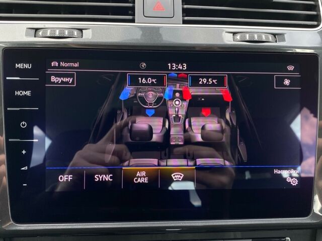 Серый Фольксваген e-Golf, объемом двигателя 0 л и пробегом 11 тыс. км за 18200 $, фото 68 на Automoto.ua