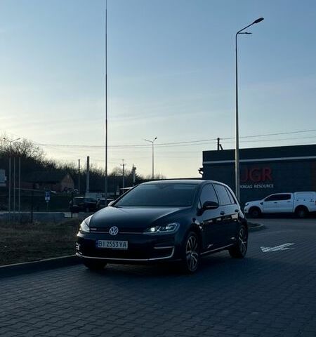 Сірий Фольксваген e-Golf, об'ємом двигуна 0 л та пробігом 33 тис. км за 16500 $, фото 38 на Automoto.ua