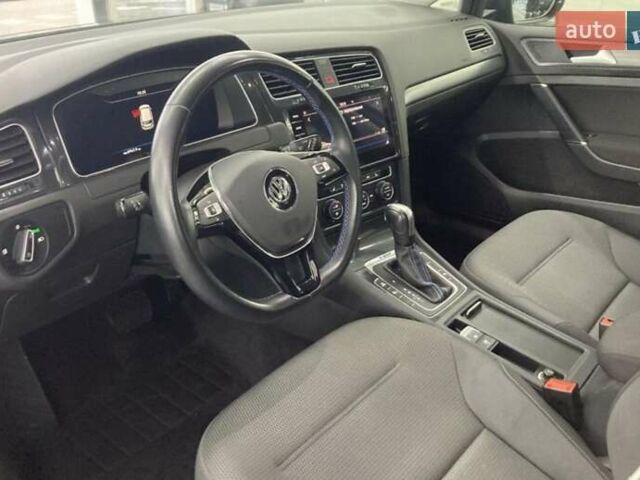 Сірий Фольксваген e-Golf, об'ємом двигуна 0 л та пробігом 41 тис. км за 15800 $, фото 15 на Automoto.ua