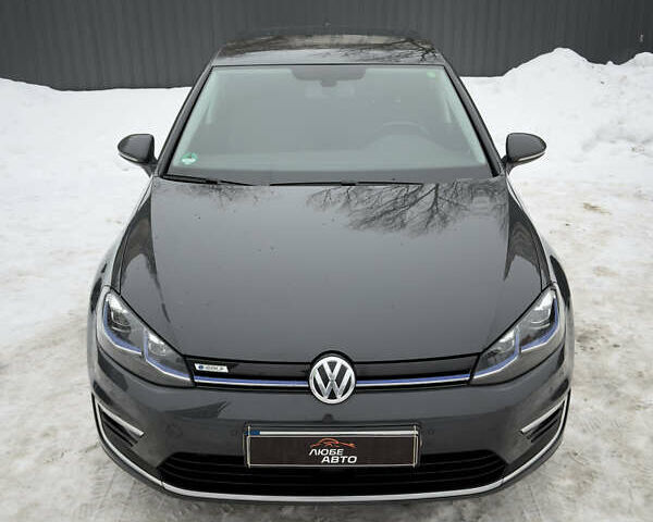 Серый Фольксваген e-Golf, объемом двигателя 0 л и пробегом 74 тыс. км за 13500 $, фото 3 на Automoto.ua