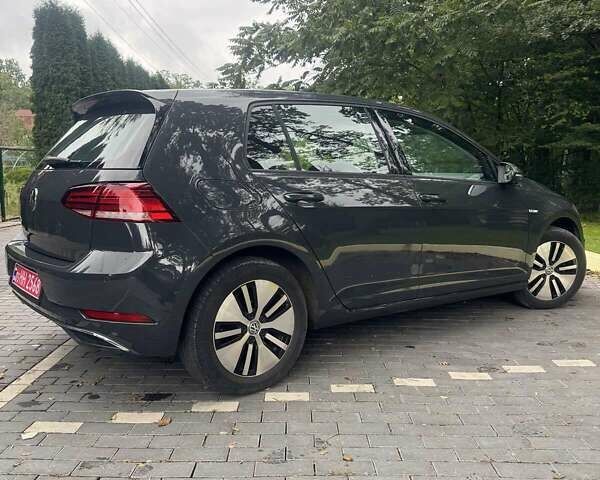 Сірий Фольксваген e-Golf, об'ємом двигуна 0 л та пробігом 67 тис. км за 15400 $, фото 10 на Automoto.ua