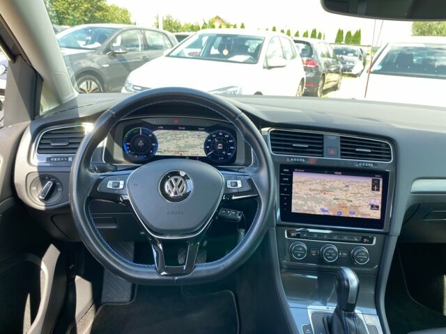 Сірий Фольксваген e-Golf, об'ємом двигуна 0 л та пробігом 33 тис. км за 16600 $, фото 24 на Automoto.ua