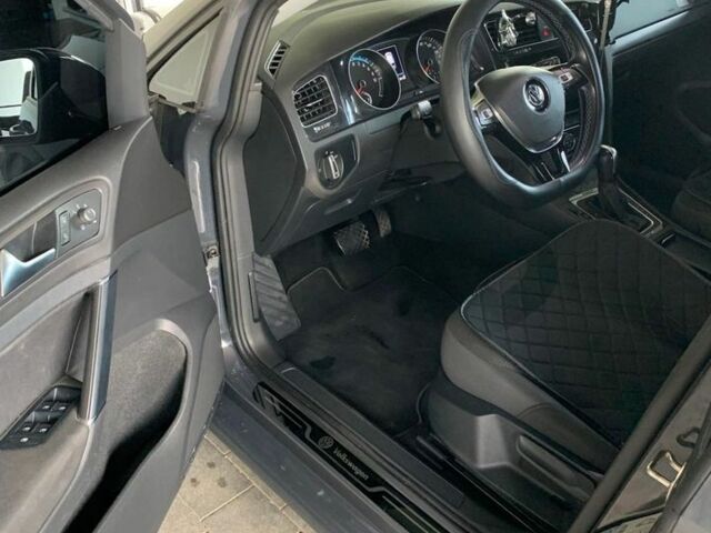 Сірий Фольксваген e-Golf, об'ємом двигуна 0 л та пробігом 53 тис. км за 17000 $, фото 7 на Automoto.ua