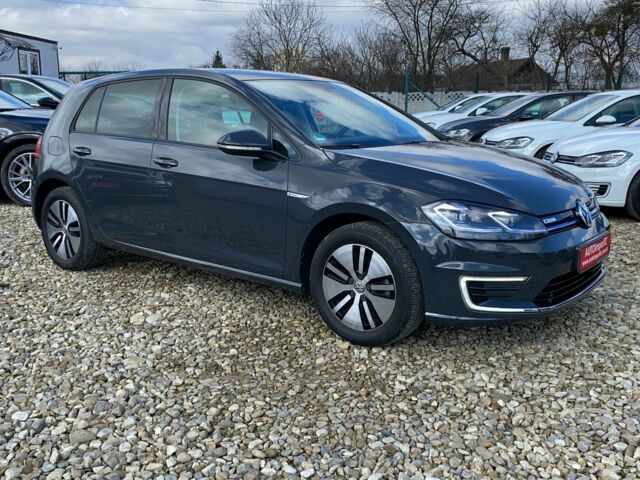 Серый Фольксваген e-Golf, объемом двигателя 0 л и пробегом 33 тыс. км за 16400 $, фото 12 на Automoto.ua