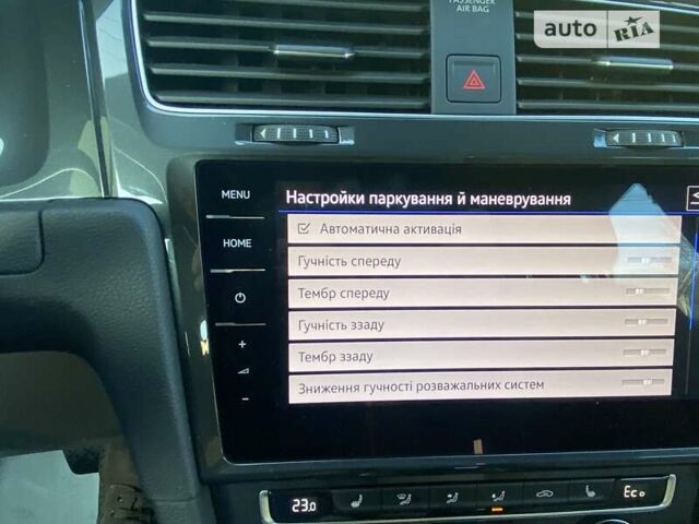 Серый Фольксваген e-Golf, объемом двигателя 0 л и пробегом 12 тыс. км за 18999 $, фото 39 на Automoto.ua