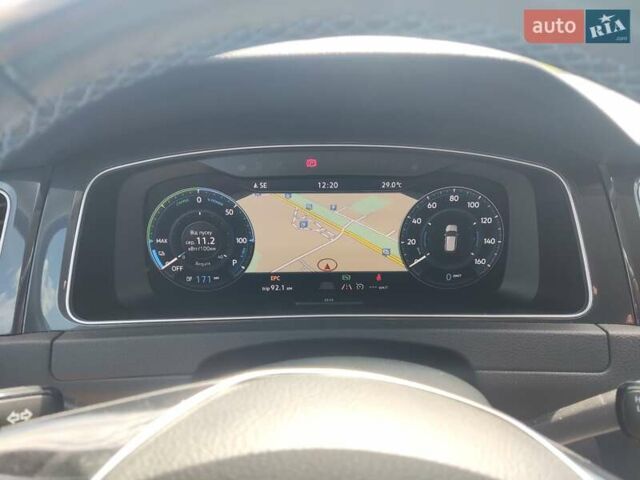 Сірий Фольксваген e-Golf, об'ємом двигуна 0 л та пробігом 110 тис. км за 14200 $, фото 25 на Automoto.ua