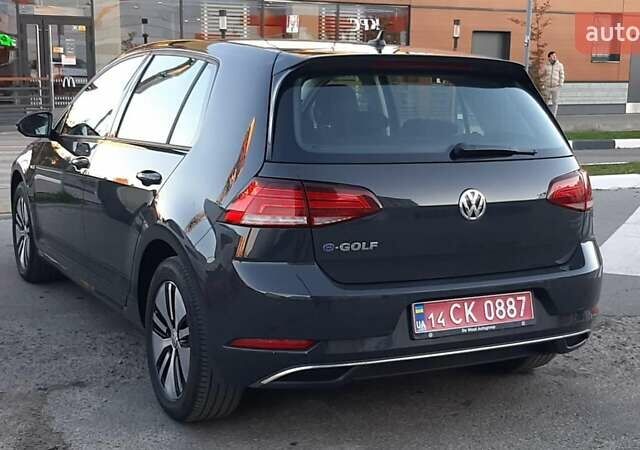 Серый Фольксваген e-Golf, объемом двигателя 0 л и пробегом 140 тыс. км за 12300 $, фото 9 на Automoto.ua