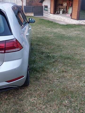 Серый Фольксваген e-Golf, объемом двигателя 0 л и пробегом 24 тыс. км за 16799 $, фото 12 на Automoto.ua