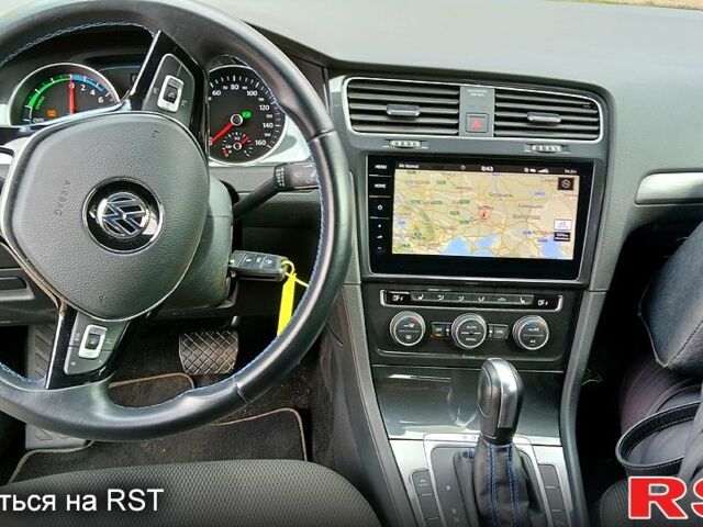 Сірий Фольксваген e-Golf, об'ємом двигуна 0 л та пробігом 28 тис. км за 16700 $, фото 4 на Automoto.ua
