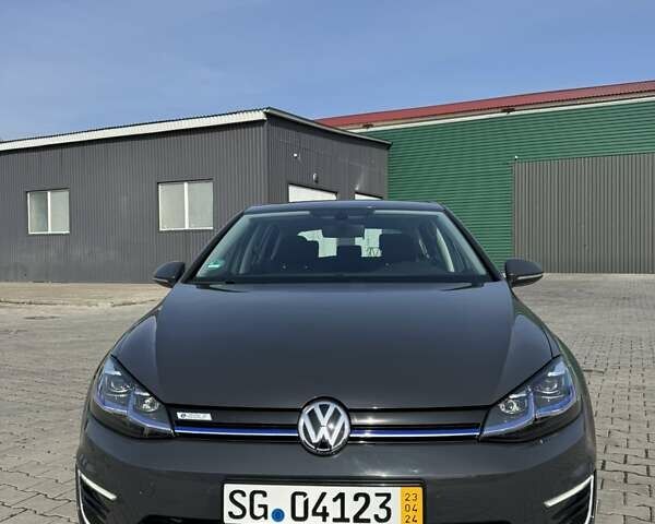 Сірий Фольксваген e-Golf, об'ємом двигуна 0 л та пробігом 26 тис. км за 16706 $, фото 22 на Automoto.ua