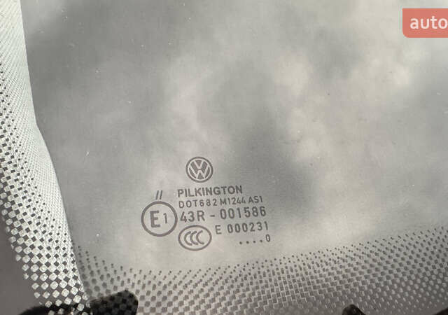 Серый Фольксваген e-Golf, объемом двигателя 0 л и пробегом 145 тыс. км за 12900 $, фото 18 на Automoto.ua