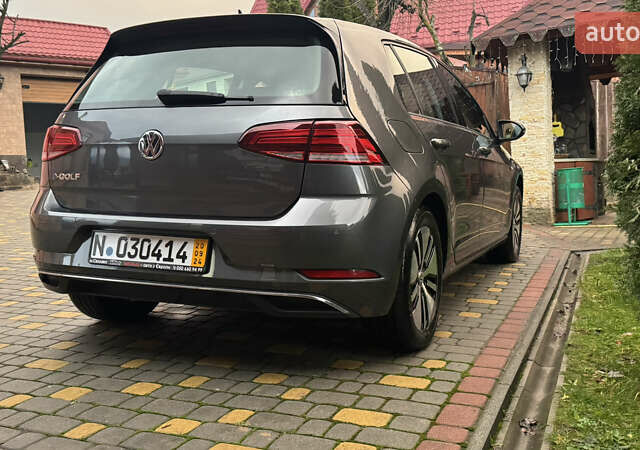 Серый Фольксваген e-Golf, объемом двигателя 0 л и пробегом 145 тыс. км за 12900 $, фото 57 на Automoto.ua