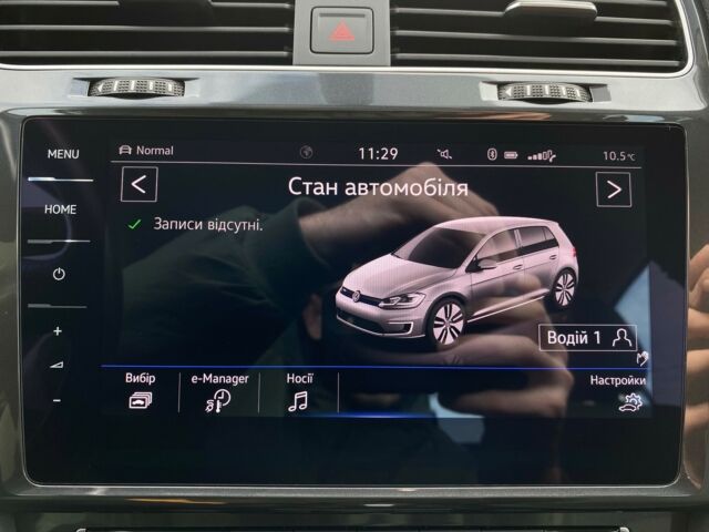 Серый Фольксваген e-Golf, объемом двигателя 0 л и пробегом 7 тыс. км за 17200 $, фото 39 на Automoto.ua