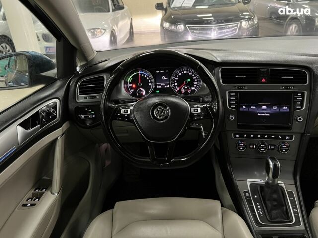 Синий Фольксваген e-Golf, объемом двигателя 0 л и пробегом 131 тыс. км за 13000 $, фото 11 на Automoto.ua