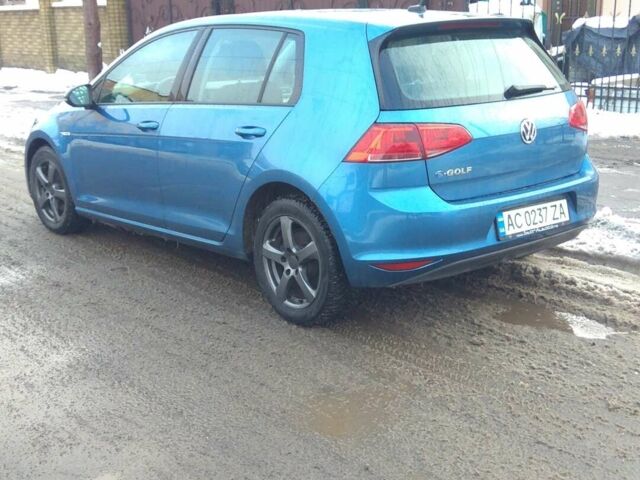 Синій Фольксваген e-Golf, об'ємом двигуна 0 л та пробігом 75 тис. км за 12700 $, фото 7 на Automoto.ua