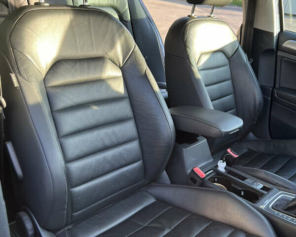 Синій Фольксваген e-Golf, об'ємом двигуна 0 л та пробігом 99 тис. км за 9500 $, фото 23 на Automoto.ua