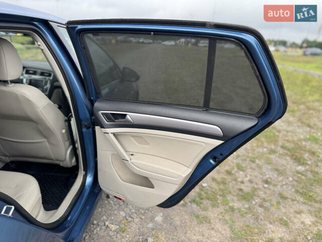 Синий Фольксваген e-Golf, объемом двигателя 0 л и пробегом 73 тыс. км за 8300 $, фото 57 на Automoto.ua