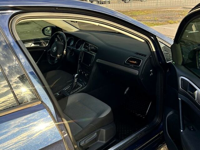 Синій Фольксваген e-Golf, об'ємом двигуна 85 л та пробігом 175 тис. км за 7800 $, фото 7 на Automoto.ua