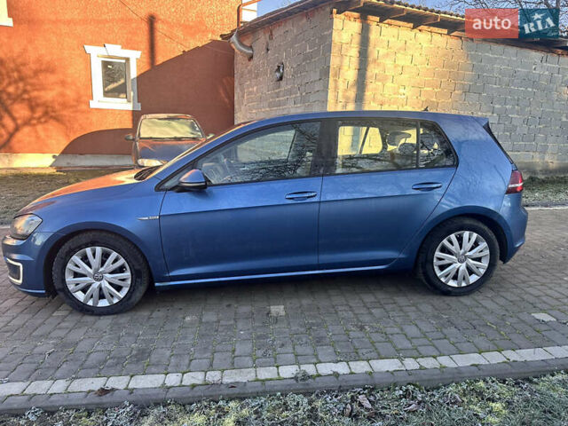 Синий Фольксваген e-Golf, объемом двигателя 0 л и пробегом 170 тыс. км за 7700 $, фото 1 на Automoto.ua
