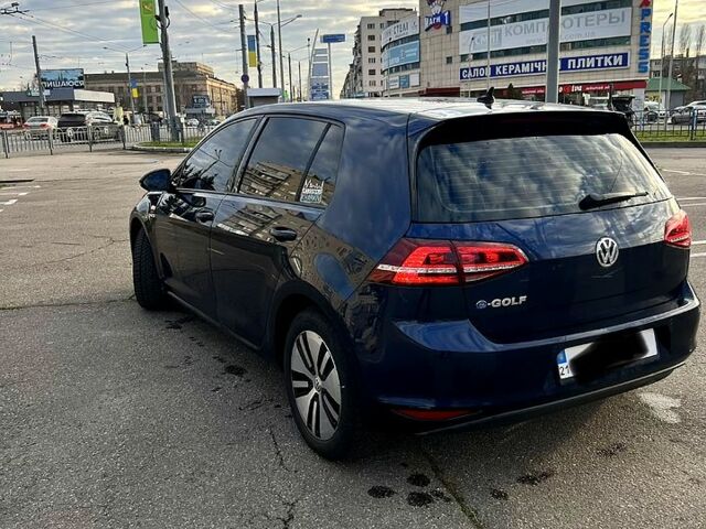 Синій Фольксваген e-Golf, об'ємом двигуна 85 л та пробігом 175 тис. км за 7800 $, фото 3 на Automoto.ua