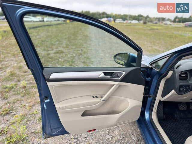 Синий Фольксваген e-Golf, объемом двигателя 0 л и пробегом 73 тыс. км за 8300 $, фото 35 на Automoto.ua