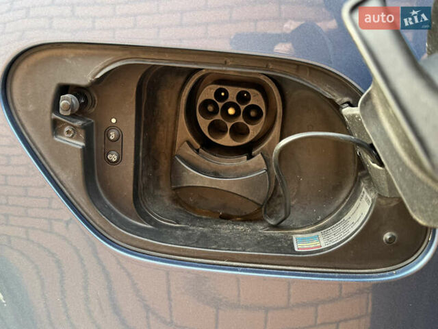 Синій Фольксваген e-Golf, об'ємом двигуна 0 л та пробігом 72 тис. км за 9500 $, фото 21 на Automoto.ua