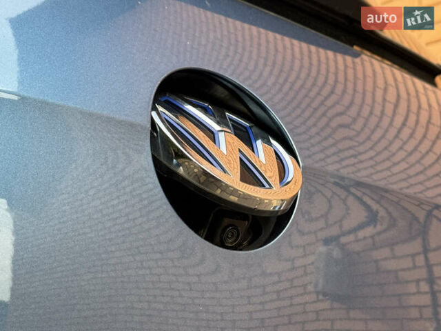Синій Фольксваген e-Golf, об'ємом двигуна 0 л та пробігом 72 тис. км за 9500 $, фото 25 на Automoto.ua