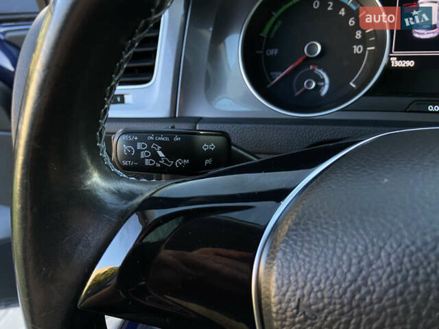 Синій Фольксваген e-Golf, об'ємом двигуна 0 л та пробігом 133 тис. км за 8250 $, фото 24 на Automoto.ua