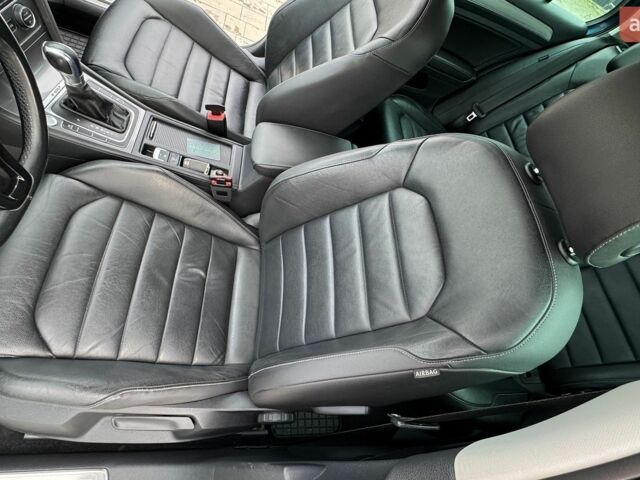 Синий Фольксваген e-Golf, объемом двигателя 0 л и пробегом 123 тыс. км за 9300 $, фото 55 на Automoto.ua