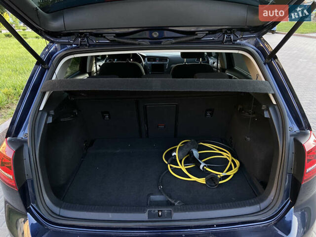 Синій Фольксваген e-Golf, об'ємом двигуна 0 л та пробігом 133 тис. км за 8250 $, фото 48 на Automoto.ua