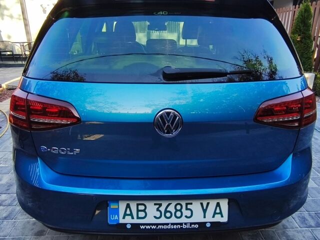 Синий Фольксваген e-Golf, объемом двигателя 0 л и пробегом 125 тыс. км за 8900 $, фото 10 на Automoto.ua
