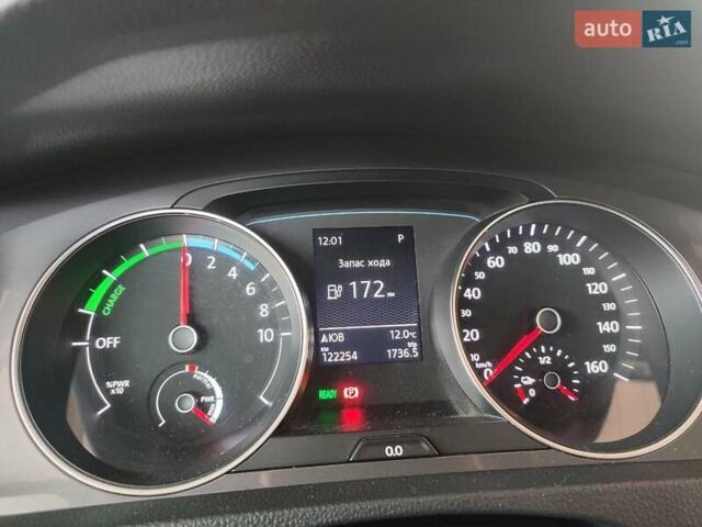 Синій Фольксваген e-Golf, об'ємом двигуна 0 л та пробігом 127 тис. км за 10500 $, фото 20 на Automoto.ua