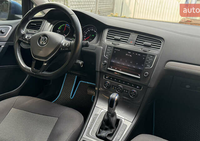 Синій Фольксваген e-Golf, об'ємом двигуна 0 л та пробігом 72 тис. км за 9500 $, фото 29 на Automoto.ua
