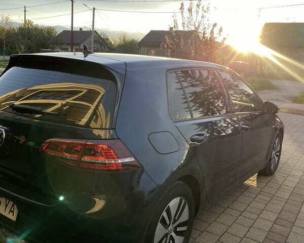 Синий Фольксваген e-Golf, объемом двигателя 0 л и пробегом 140 тыс. км за 11200 $, фото 5 на Automoto.ua