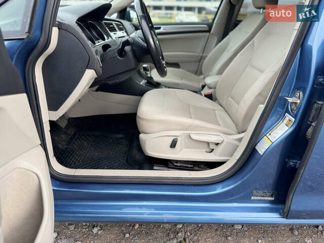 Синий Фольксваген e-Golf, объемом двигателя 0 л и пробегом 73 тыс. км за 8300 $, фото 37 на Automoto.ua